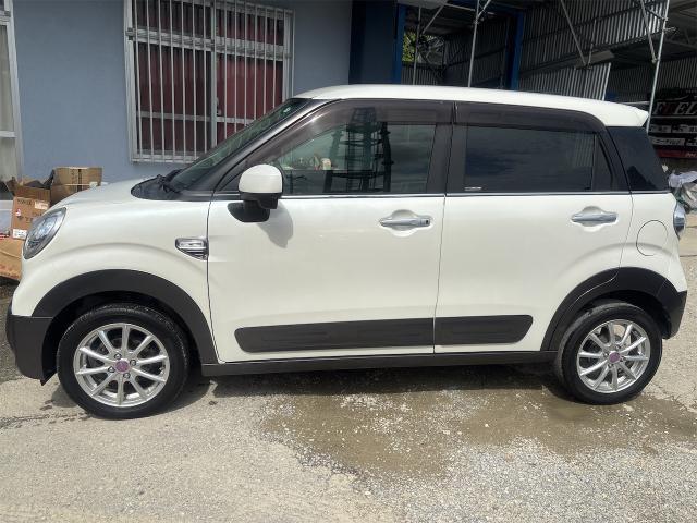 ダイハツ　ミラジーノ　クリーニング・清掃
沖縄市　北中城村　うるま市　宜野湾市　浦添市　西原町　北谷町