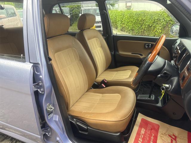 ダイハツ　ミラジーノ　クリーニング・清掃
沖縄市　北中城村　うるま市　宜野湾市　浦添市　西原町　北谷町