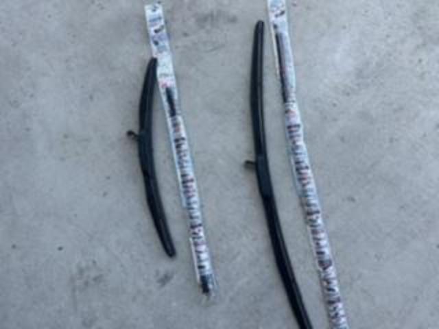 トヨタ　ＳＡＩ　ワイパーゴム交換　沖縄市　北中城村　うるま市　宜野湾市　浦添市　西原町　北谷町