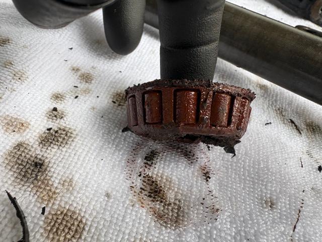 スズキ　ジムニー　サスペンション・足回り修理・整備　キングピンベアリング交換、
沖縄市　北中城村　うるま市　宜野湾市　浦添市　西原町　北谷町