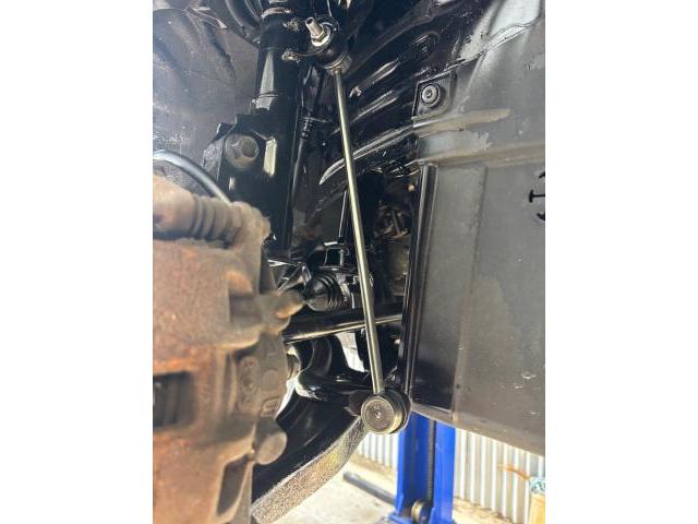 ホンダ　フリード　サスペンション・足回り修理・整備
沖縄市　北中城村　うるま市　宜野湾市　浦添市　西原町　北谷町