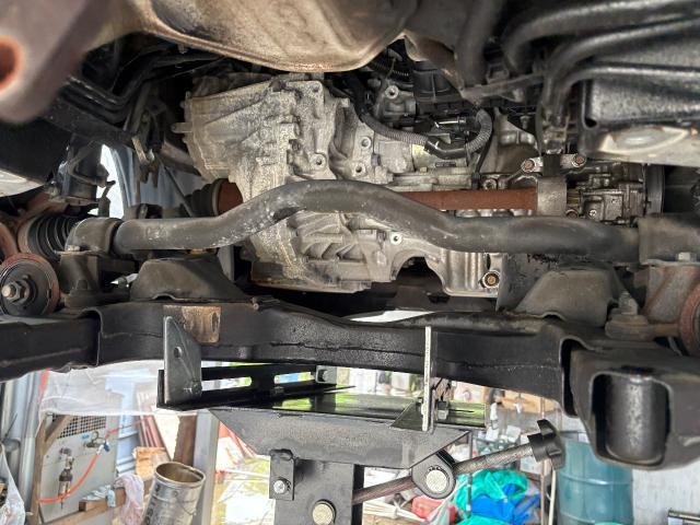 ホンダ　オデッセイ　ミッション・駆動系修理・整備　ドライブシャフト、ラックピニオン交換
沖縄市　北中城村　うるま市　宜野湾市　浦添市　西原町　北谷町