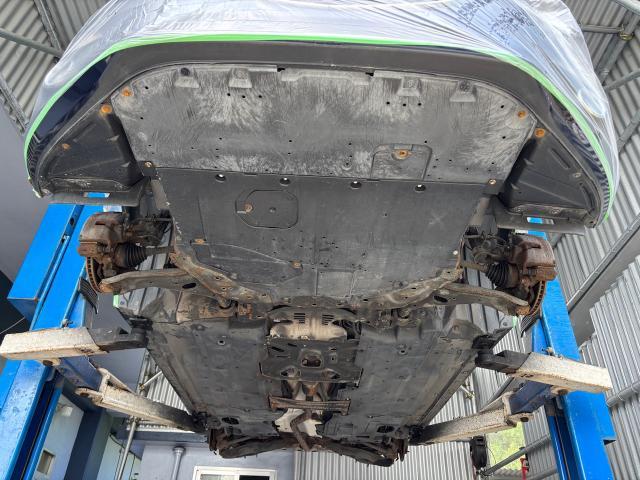 マツダ　アクセラ　アンダーコート　沖縄市　北中城村　うるま市　宜野湾市　浦添市　西原町　北谷町