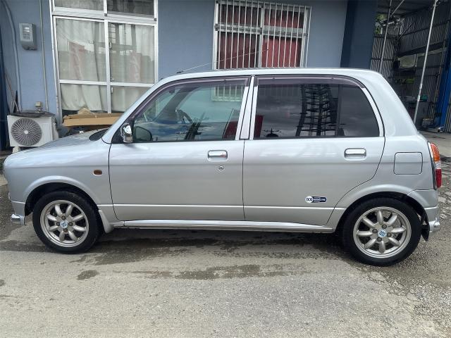 ダイハツ　ミラジーノ　クリーニング・清掃
沖縄市　北中城村　うるま市　宜野湾市　浦添市　西原町　北谷町