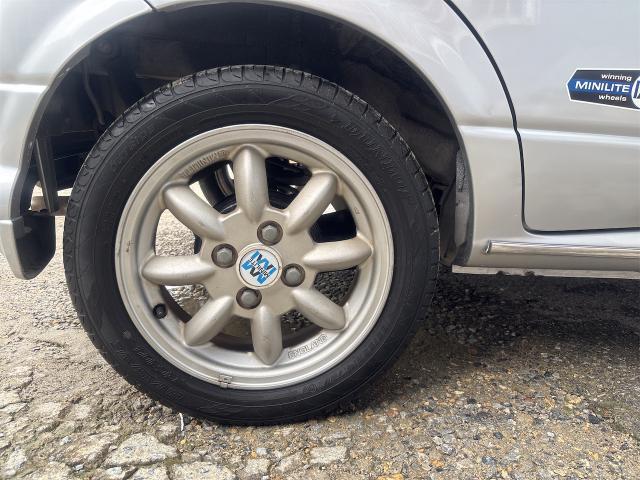 ダイハツ　ミラジーノ　クリーニング・清掃
沖縄市　北中城村　うるま市　宜野湾市　浦添市　西原町　北谷町