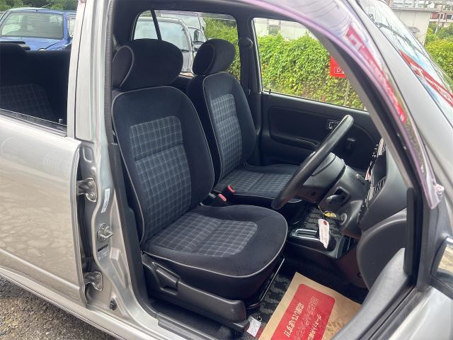 ダイハツ　ミラジーノ　クリーニング・清掃
沖縄市　北中城村　うるま市　宜野湾市　浦添市　西原町　北谷町