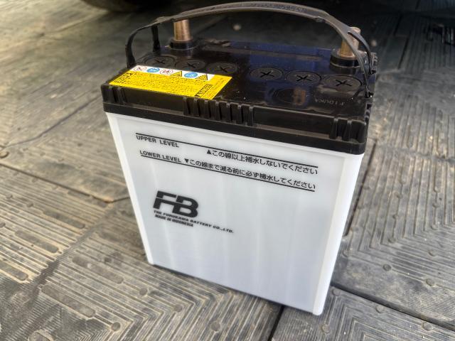 ダイハツ　ミラジーノ　クリーニング・清掃
沖縄市　北中城村　うるま市　宜野湾市　浦添市　西原町　北谷町