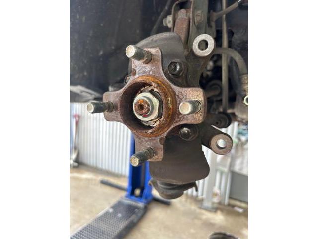 スズキ　ワゴンＲスティングレー　サスペンション・足回り修理・整備
沖縄市　北中城村　うるま市　宜野湾市　浦添市　西原町　北谷町