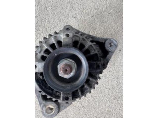 ダイハツ　ミラ　電装系修理　オルタネーター、ファンベルト交換
沖縄市　北中城村　うるま市　宜野湾市　浦添市　西原町　北谷町