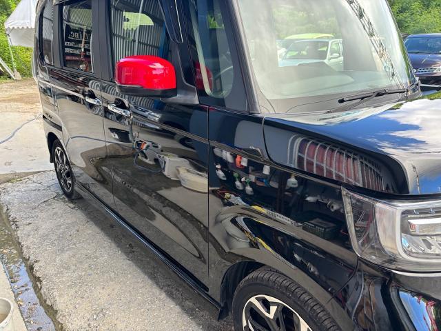 ホンダ　Ｎ－ＢＯＸカスタム　ガラスコーティング
沖縄市　北中城村　うるま市　宜野湾市　浦添市　西原町　北谷町