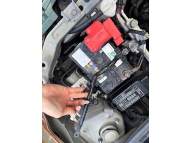 ダイハツ　ミラジーノ　バッテリー交換　沖縄市　北中城村　うるま市　宜野湾市　浦添市　西原町　北谷町