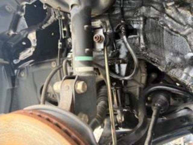 トヨタ ノア 車検 オイル交換、スタビリンクロッド交換、バッテリー交換
沖縄市 北中城村 うるま市 宜野湾市 浦添市 西原町 北谷町