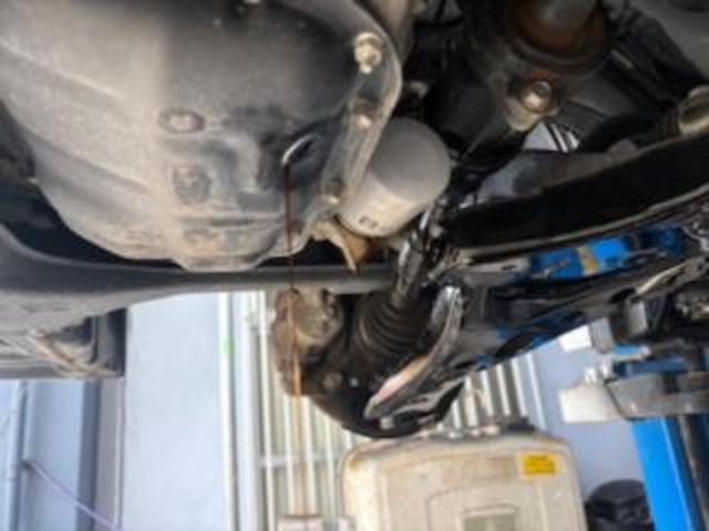 トヨタ ノア 車検 オイル交換、スタビリンクロッド交換、バッテリー交換
沖縄市 北中城村 うるま市 宜野湾市 浦添市 西原町 北谷町