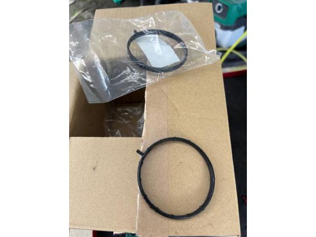 スバル　フォレスター　吸排気系修理・整備
沖縄市　北中城村　うるま市　宜野湾市　浦添市　西原町　北谷町