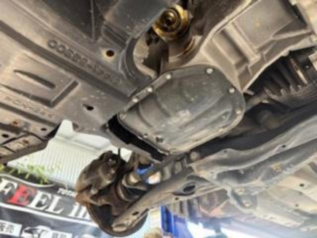 トヨタ アクア 車検 オイル交換、スタビリンクロッド交換
沖縄市 北中城村 うるま市 宜野湾市 浦添市 西原町 北谷町