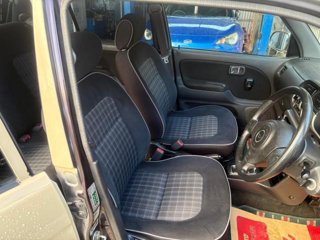 ダイハツ ミラジーノ クリーニング・清掃
沖縄市 北中城村 うるま市 宜野湾市 浦添市 西原町 北谷町