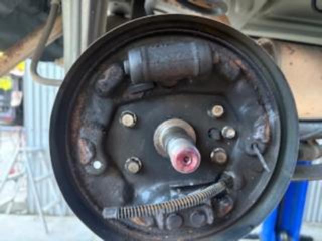 日産 デイズルークス 車検整備、リヤライニング交換
沖縄市 北中城村 うるま市 宜野湾市 浦添市 西原町 北谷町