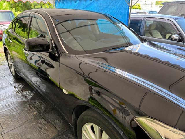 日産　フーガ　ガラスコーティング
沖縄市　北中城村　うるま市　宜野湾市　浦添市　西原町　北谷町