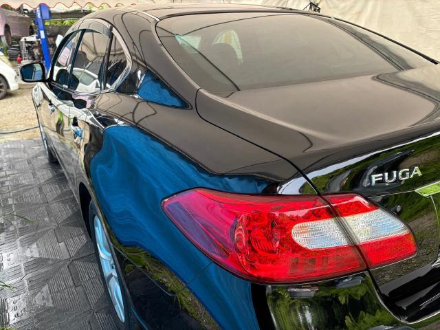 日産　フーガ　ガラスコーティング
沖縄市　北中城村　うるま市　宜野湾市　浦添市　西原町　北谷町