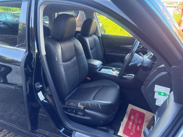 日産 フーガ クリーニング・清掃
沖縄市 北中城村 うるま市 宜野湾市 浦添市 西原町 北谷町