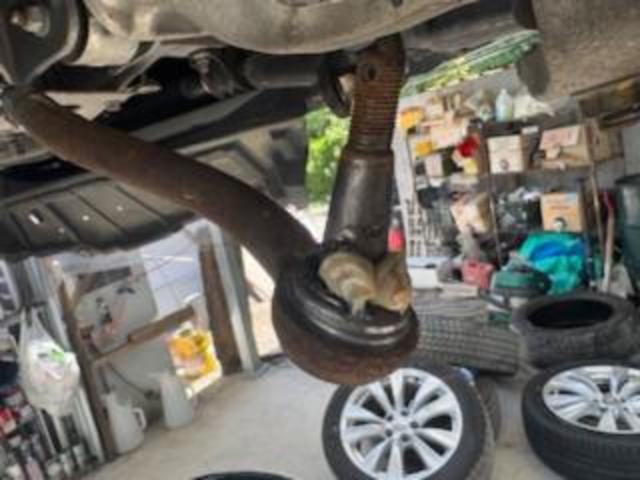 日産 フーガ 車検 タイロッドエンドブーツ交換、オイル交換
沖縄市 北中城村 うるま市 宜野湾市 浦添市 西原町 北谷町