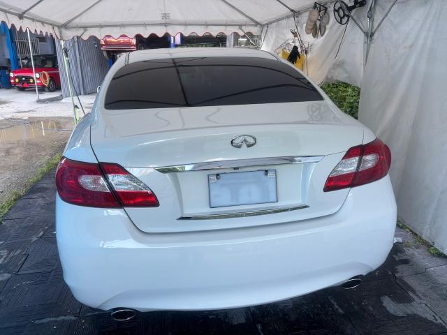 日産　フーガ　ガラスコーティング
沖縄市　北中城村　うるま市　宜野湾市　浦添市　西原町　北谷町