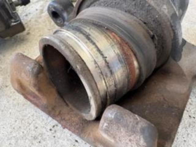 ダイハツ ミラジーノ 車検 フロントキャリパーオーバーホール
沖縄市 北中城村 うるま市 宜野湾市 浦添市 西原町 北谷町