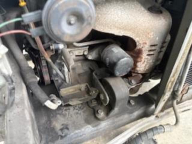 ダイハツ　ミラジーノ　電装系修理　A/Cコンプレッサー交換
沖縄市　北中城村　うるま市　宜野湾市　浦添市　西原町　北谷町