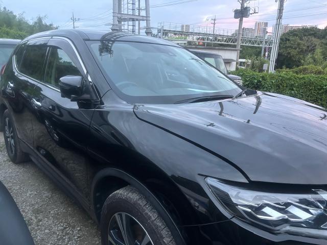 日産 エクストレイル ガラスコーティング
沖縄市 北中城村 うるま市 宜野湾市 浦添市 西原町 北谷町