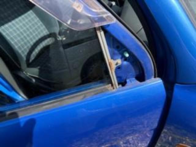 ダイハツ　ミラジーノ　電装系修理　電動格納ミラー交換
沖縄市　北中城村　うるま市　宜野湾市　浦添市　西原町　北谷町