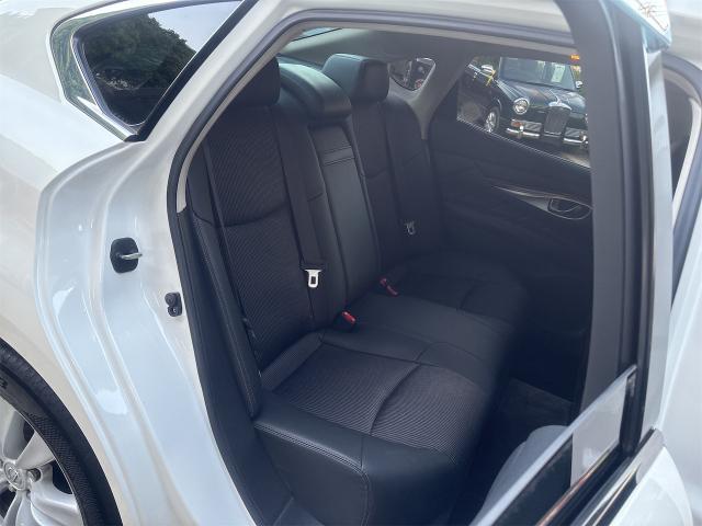 日産　フーガ　クリーニング・清掃
沖縄市　北中城村　うるま市　宜野湾市　浦添市　西原町　北谷町