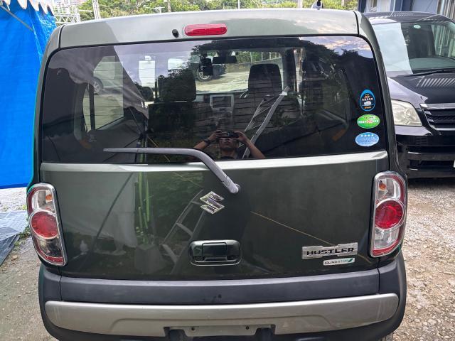 スズキ　ハスラー　外装研磨
沖縄市　北中城村　うるま市　宜野湾市　浦添市　西原町　北谷町