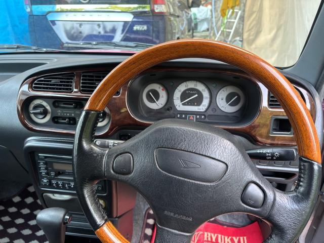 ダイハツ　ミラジーノ　クリーニング・清掃
沖縄市　北中城村　うるま市　宜野湾市　浦添市　西原町　北谷町