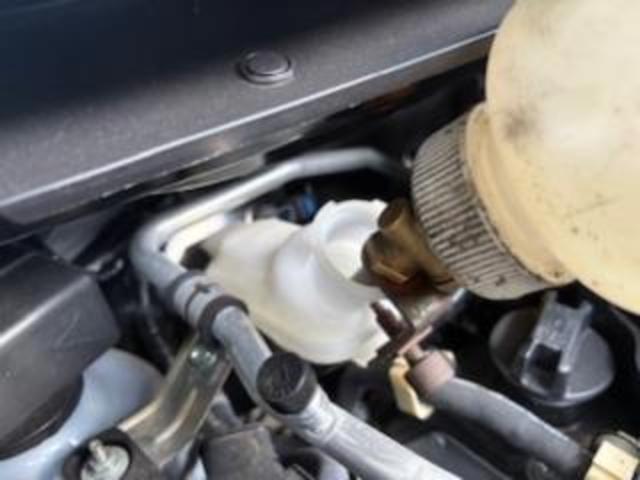 日産　デイズ　法定点検　オイル交換、ブレーキフルード交換

沖縄市　北中城村　うるま市　宜野湾市　浦添市　西原町　北谷町