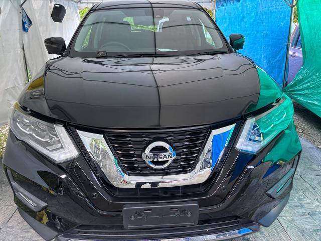 日産　エクストレイル　外装研磨
沖縄市　北中城村　うるま市　宜野湾市　浦添市　西原町　北谷町