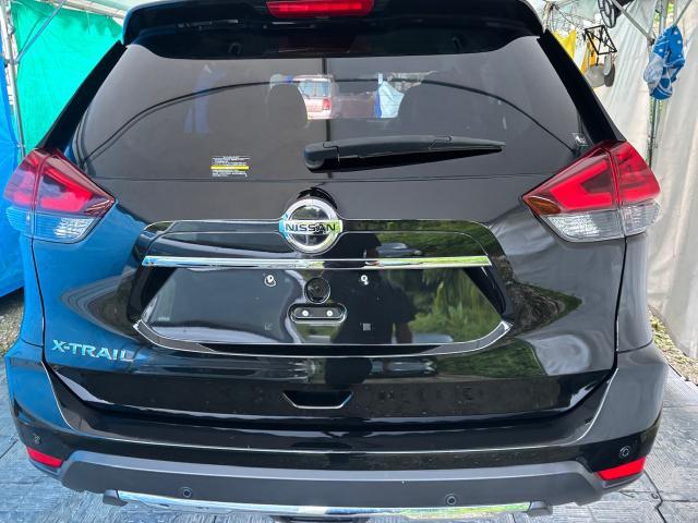 日産　エクストレイル　外装研磨
沖縄市　北中城村　うるま市　宜野湾市　浦添市　西原町　北谷町