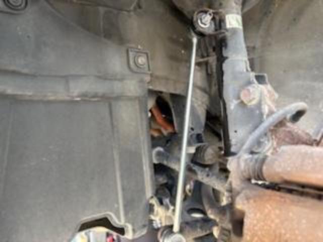 ホンダ　フリード　車検、整備　スタビリンクロッド交換
沖縄市　北中城村　うるま市　宜野湾市　浦添市　西原町　北谷町
