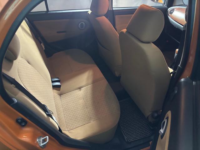 ダイハツ　ミラジーノ　クリーニング・清掃
沖縄市　北中城村　うるま市　宜野湾市　浦添市　西原町　北谷町