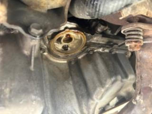 スズキ　アルトラパン　車検 オイルクーラーガスケット交換
沖縄市　北中城村　うるま市　宜野湾市　浦添市　西原町　北谷町