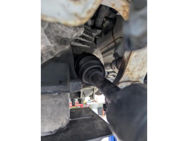 スズキ　アルトラパン　車検
沖縄市　北中城村　うるま市　宜野湾市　浦添市　西原町　北谷町