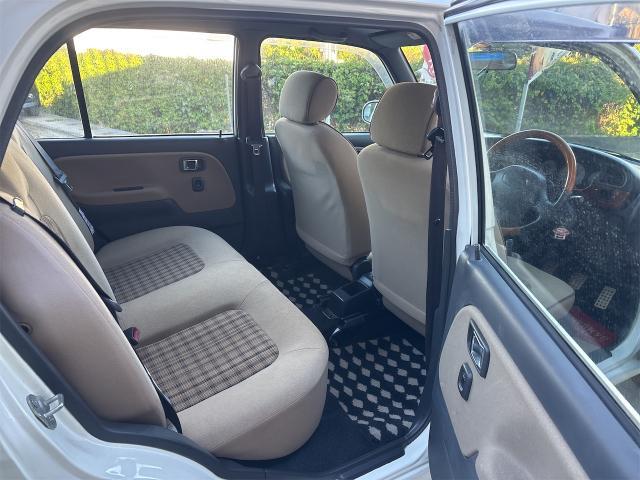 ダイハツ　ミラジーノ　クリーニング・清掃
沖縄市　北中城村　うるま市　宜野湾市　浦添市　西原町　北谷町