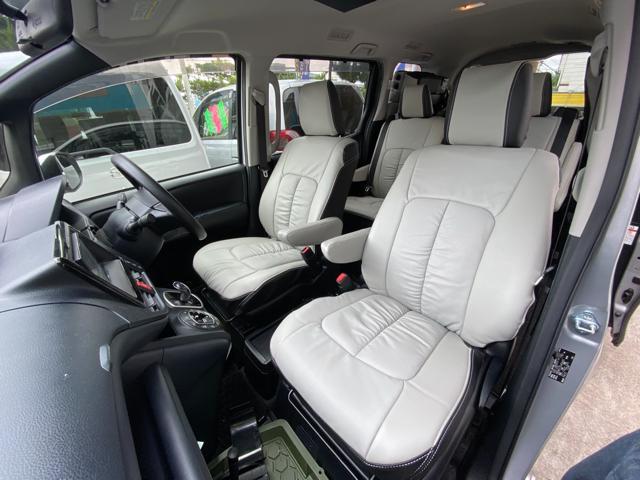 トヨタ ノア  三列シートカバー取り付け　沖縄県　沖縄市　うるま市　恩納村　読谷村　宜野湾市　北谷町