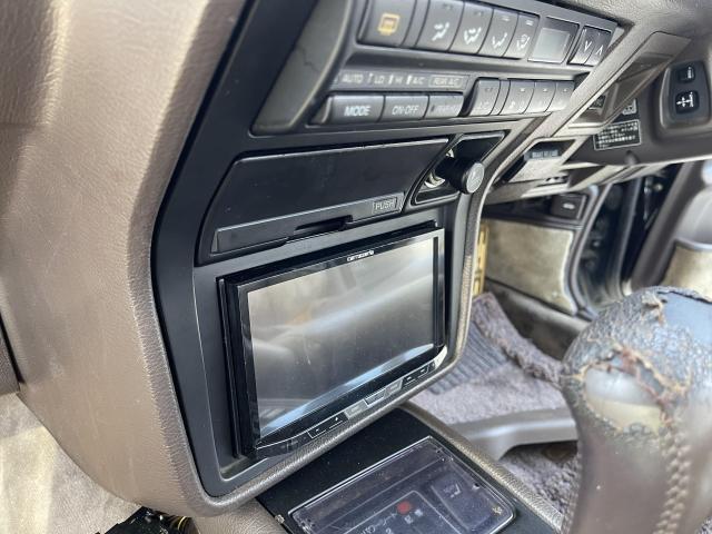 13クラウン　クラウンロイヤルサルーンV8　トヨタ　CROWN　バックカメラ取付　カロッツェリア　沖縄市　うるま市　恩納村　北谷町　嘉手納町　