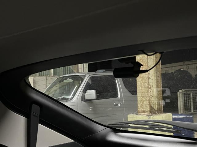 ヴェゼル　カーナビ取付　ドラレコ取付　バイザー取付　ユピテル　ケンウッド　雨除け　ホンダ　持込取付　沖縄県　沖縄市　うるま市　恩納村　読谷村　宜野湾市　北谷町　名護市