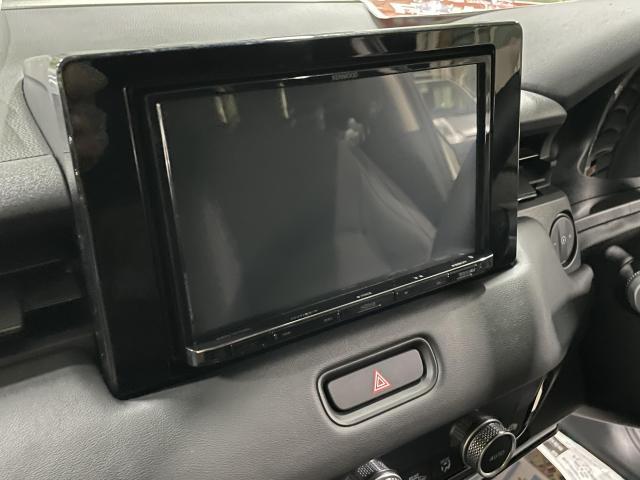 ヴェゼル　カーナビ取付　ドラレコ取付　バイザー取付　ユピテル　ケンウッド　雨除け　ホンダ　持込取付　沖縄県　沖縄市　うるま市　恩納村　読谷村　宜野湾市　北谷町　名護市