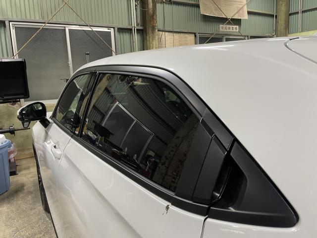 ヴェゼル　カーナビ取付　ドラレコ取付　バイザー取付　ユピテル　ケンウッド　雨除け　ホンダ　持込取付　沖縄県　沖縄市　うるま市　恩納村　読谷村　宜野湾市　北谷町　名護市