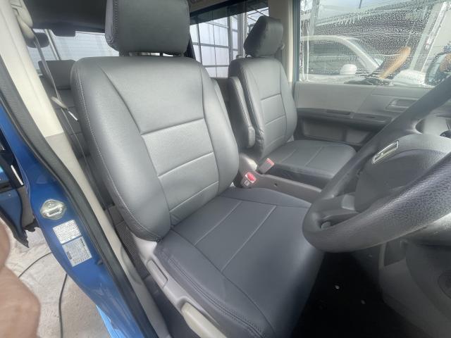 ステップワゴン　シートカバー　内装品取付　３列シート　持込取付　沖縄県　沖縄市　うるま市　恩納村　読谷村　宜野湾市　北谷町　名護市　