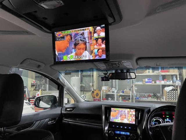 トヨタ　ヴェルファイアハイブリッド　フリップダウンモニター取付　30系　アルファード　アルパイン　取付　沖縄県　沖縄市　うるま市　恩納村　読谷村　宜野湾市　北谷町　名護市