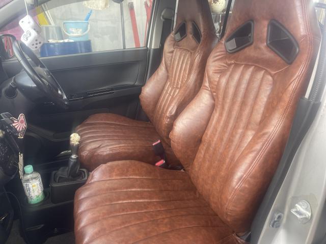 スズキ　アルトワークス　内装品取付  シートカバー取付　レザーシート　持込取付　持込　沖縄県　沖縄市　うるま市　恩納村　読谷村　宜野湾市　北谷町　名護市