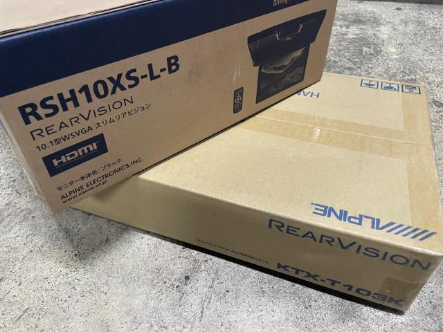 三菱　デリカＤ：５　フリップダウンモニター　取付　沖縄県　沖縄市　うるま市　恩納村　読谷村　宜野湾市　北谷町　名護市